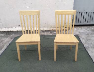 YD93D Kerusi Makan Kayu Getah Wood Dining Chair