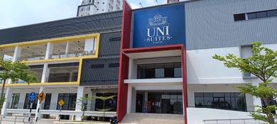Service Residence For Rent in Uni Suites