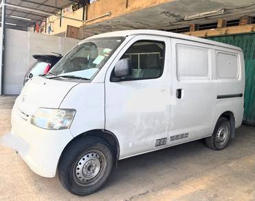 Daihatsu gran max van auto