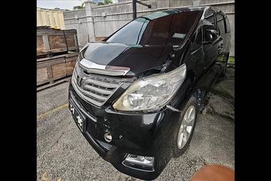 Toyota Alphard in Jalan Ipoh, KUL