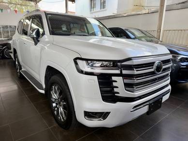 Toyota Land Cruiser ZX in Johor Bahru, JHR