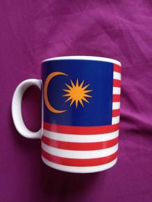 cawan bendera Malaysia 