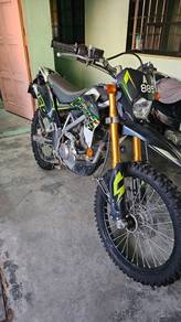 Kawasaki KLX 150