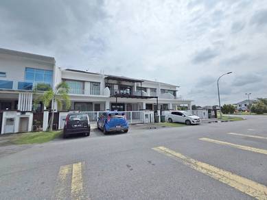 2-storey Terraced House For Sale in Banting,SGR