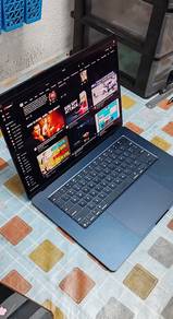 MacBook Air 15inci M4