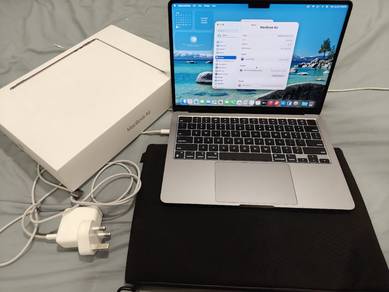 MacBook Air M2 Chip (512GB)