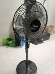 Midea Stand Fan, Kipaa Berdiri