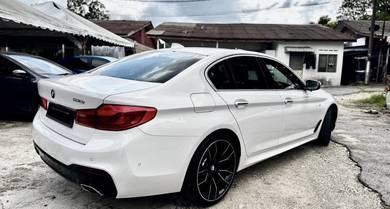 BMW 530i 30i M-SPORT in Cheras, SGR