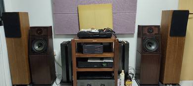 Naim SBL vintage collector's audiophile hifi speak