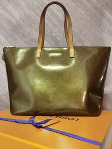 LOUIS VUITTON Vernis Tote Bag