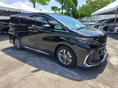 Toyota Alphard Z in Old Klang Road, KUL