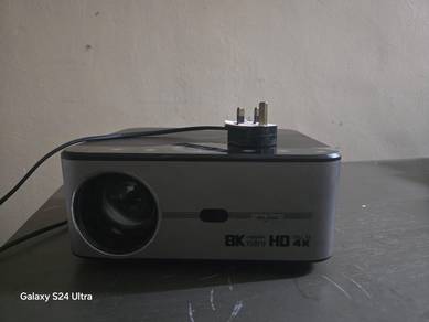 PROJECTOR8k