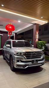 Toyota Land Cruiser V8 in Banting, SGR