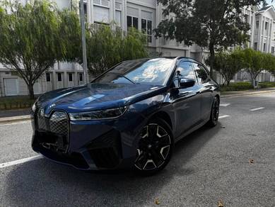BMW iX xDRIVE40 in Mont Kiara, KUL