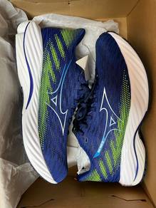 mizuno waverider 28