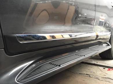 Totoya Land Cruiser FJ200 Running Board