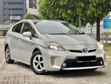 Toyota Prius LUXURY (HYBRID) in Old Klang Road, KUL