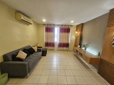 Condominium For Rent in Floridale Condominium