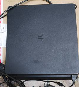 PS4 Slim Nak jual murah