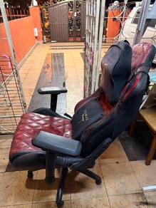 Tomaz Troy Gaming Chair Burgundy Heritage 2021