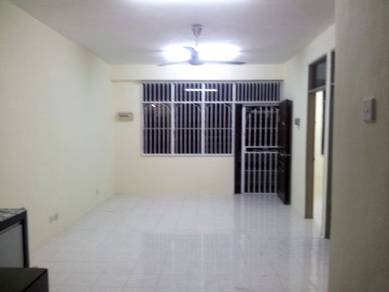 Flat For Rent in Taman Mas