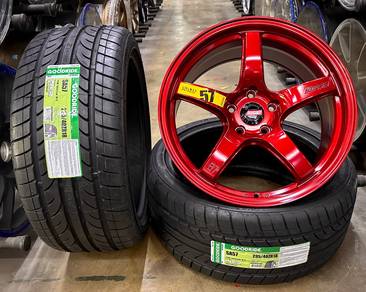Sport Rim Gramlight-57CR Combo Tyr 18x8.5j Et38