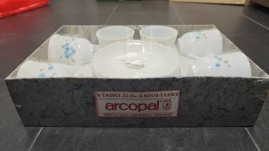 Vintage Arcopal France"Veronica"Coffee Cup-Saucers