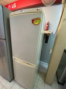 LG 340L Bottom Freezer Refrigerator s2n2 terpakai
