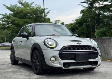 Mini Cooper S S (F55 LCI) in Bandar Puteri Puchong, SGR