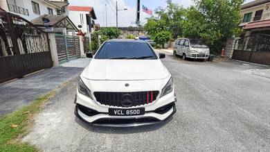 Mercedes Benz CLA200 200 (CBU) in Bandar Sunway, SGR