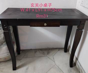 Classic Table