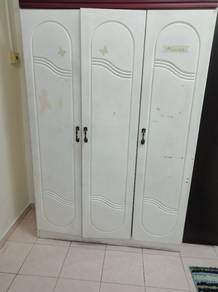 second hand wardrobe