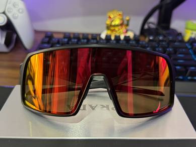 Oakley Sutro (A)