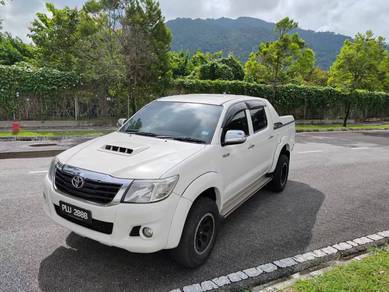 Toyota Hilux G VNT in Ayer Itam, PNG