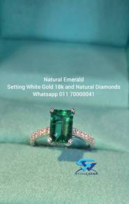 Emerald with Gold Ring 18K
