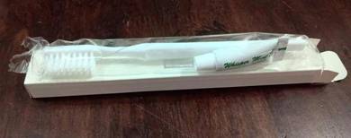 Toothbrush hotel set