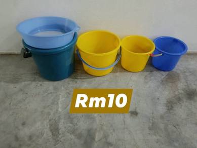 4 pails