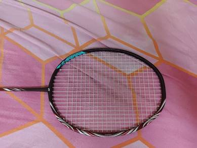 Yonex Astrox 100ZZ 