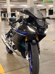 Yamaha R15