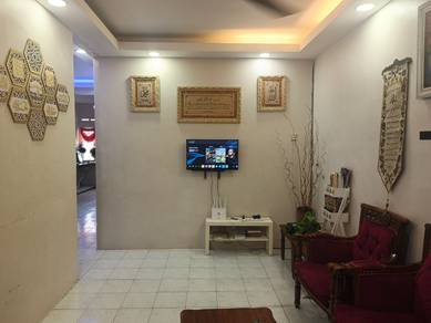 Naeilah Homestay teluk kemang PD