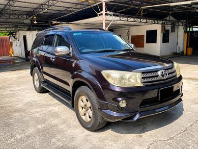Toyota Fortuner V in Kajang, SGR