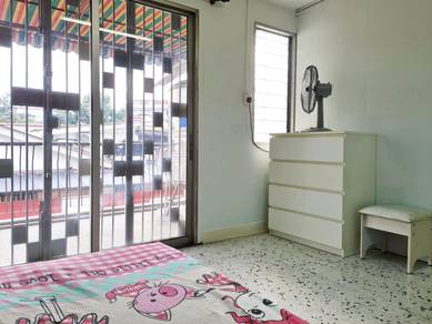 Room in Kepong, KUL