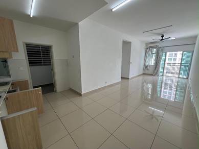 Service Residence For Sale in Meridin Bayvue