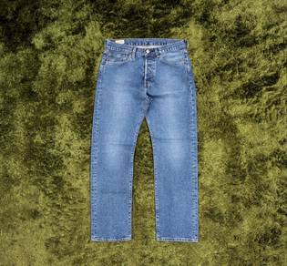 Levi’s 501 sz 31))