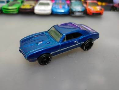Hotwheels Blue 67 Pontiac Firebird 400