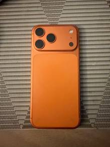 iPhone 17 Pro Max 256GB Cosmic Orange