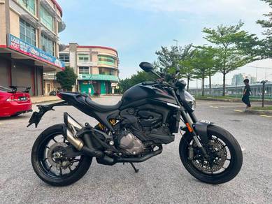 Ducati Monster 937