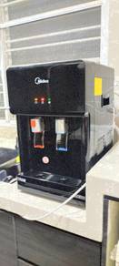 Hot & Cold Dispenser .Midea. . . F6b
