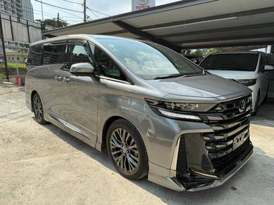 Toyota Vellfire Z PREMIER in Old Klang Road, KUL