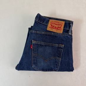 Levi’s 501 sz 30)